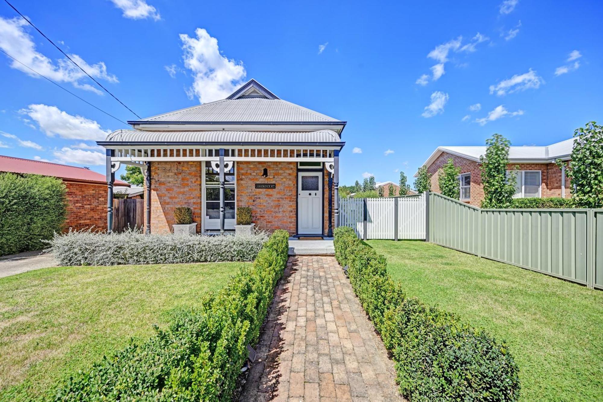 Prince Street Cottage - 1890'S Edwardian Gem Orange Exterior foto